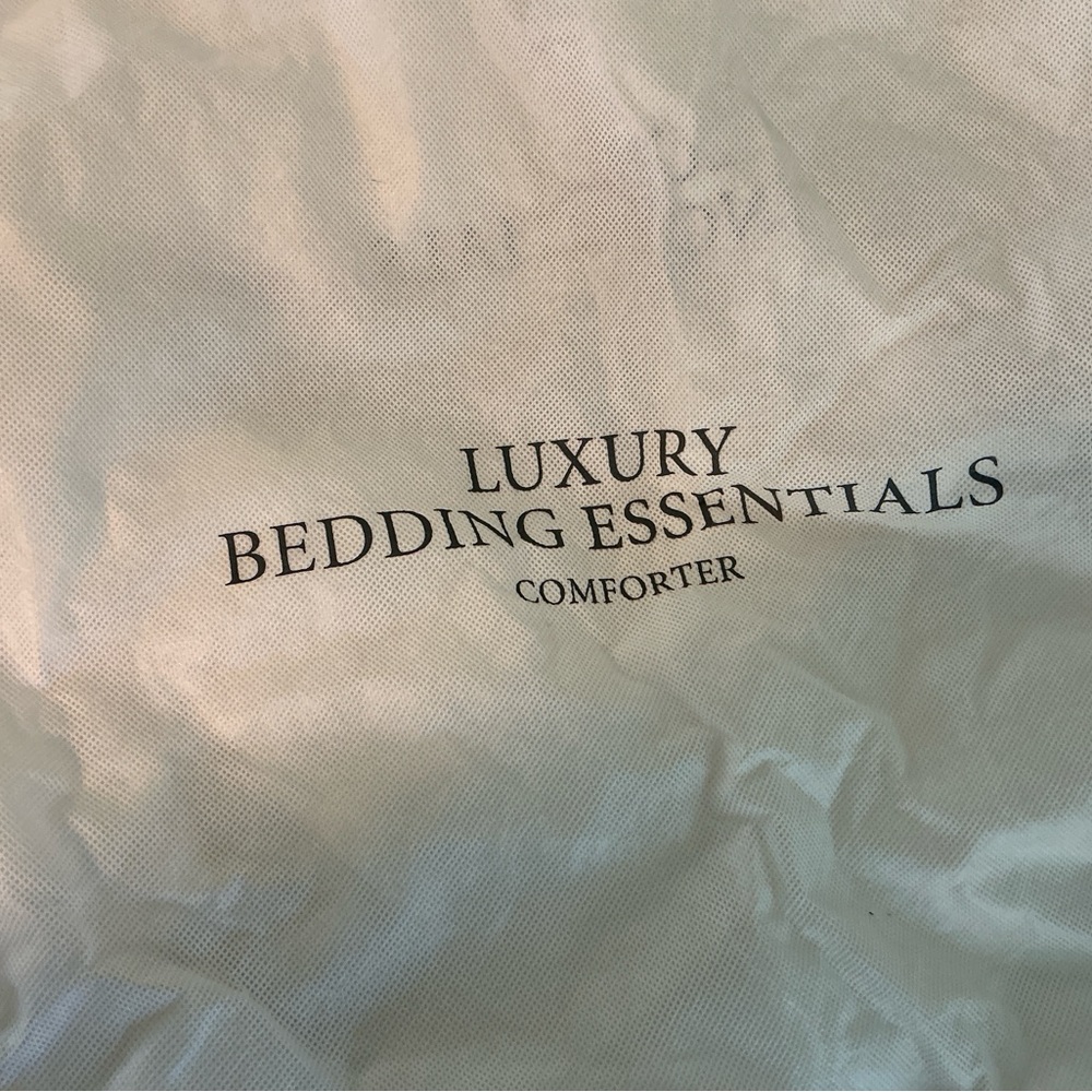 Restoration Hardware - Picture 5 of 8